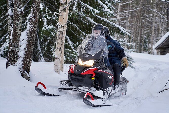 Snowmobile Safari to the Wilderness - Authenticity & Why Travelers Love It