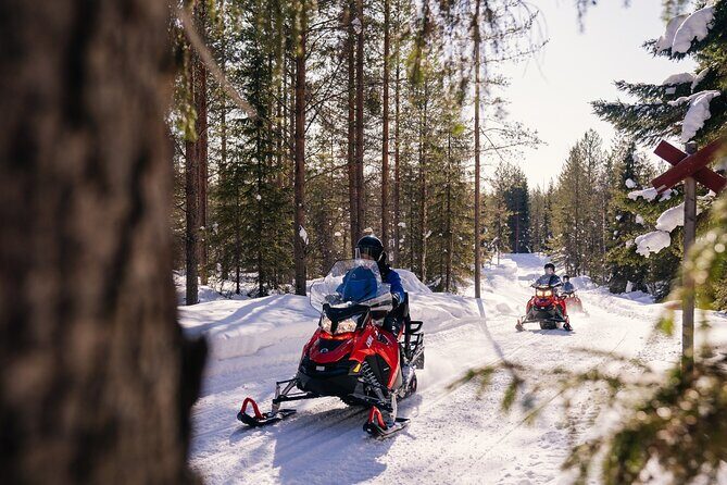 Snowmobiling and ice fishing in Apukka Resort, Rovaniemi - Why This Tour Works Well
