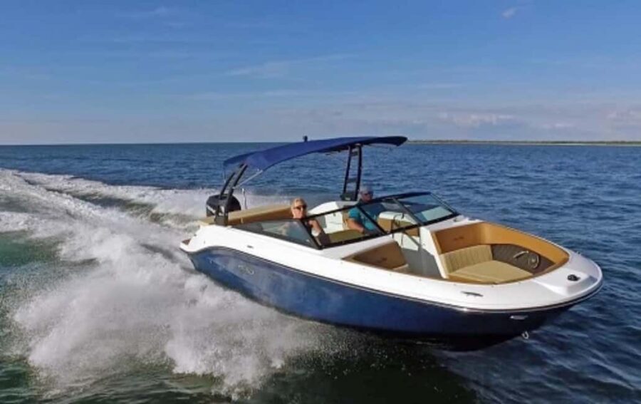 South Lake Tahoe: 23-foot Sea Ray Power Boat Rental - What You Can Expect from This Powerboat Rental