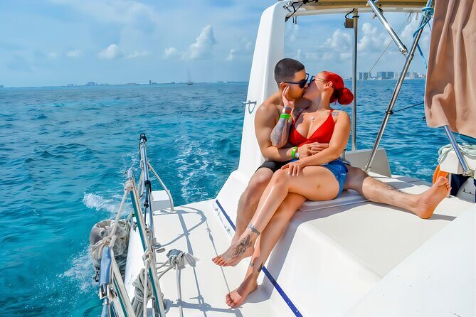 Splendid Isla Mujeres Catamaran: drinks and fun all day! - Authentic Experiences & Reviews