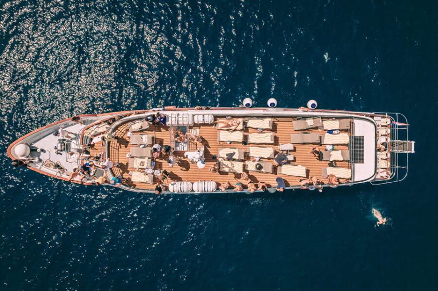 Split: Blue Lagoon, Neujam & Maslinica with Food & Drinks - What Youll Love About the Experience