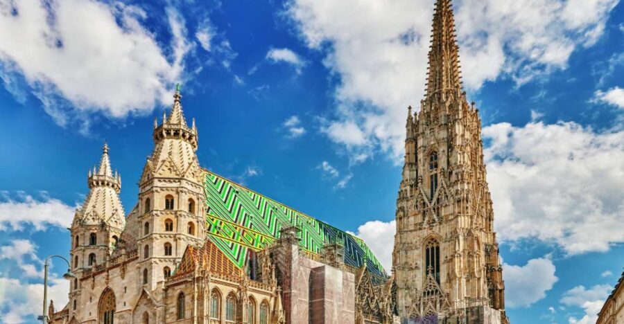 St Stephen's Cathedral Vienna Old Town Walking Tour - A Deep Dive into the Experience