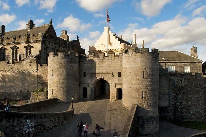 Stirling Castle The Trossachs & Loch Lomond - Exploring the Itinerary in Detail