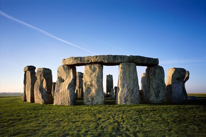 Stonehenge and Bath Tour from Oxford - Transportation and Group Size