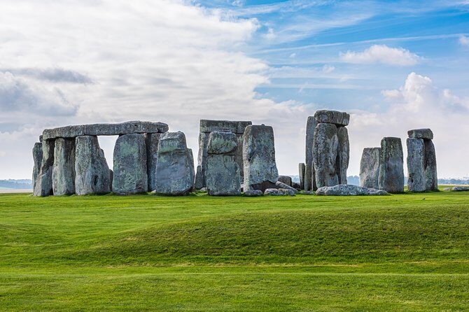 Stonehenge Private Tour from Southampton - The Vehicle and Comfort
