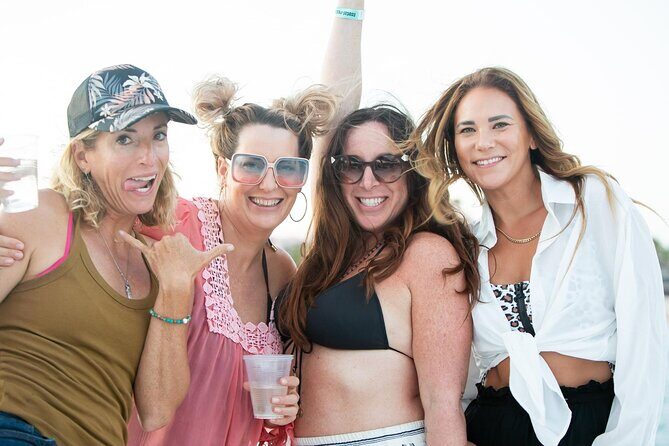 Sunset Cruise with Dinner and Open Bar - Practical Details and Considerations