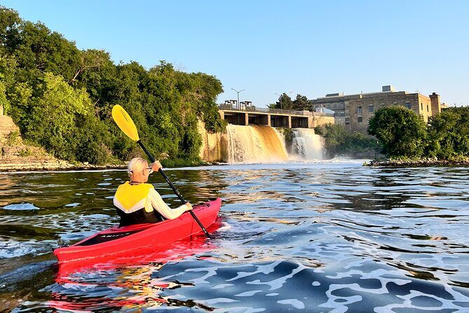 Sunset Kayak Tour in Downtown Ottawa and Gatineau - Key Points