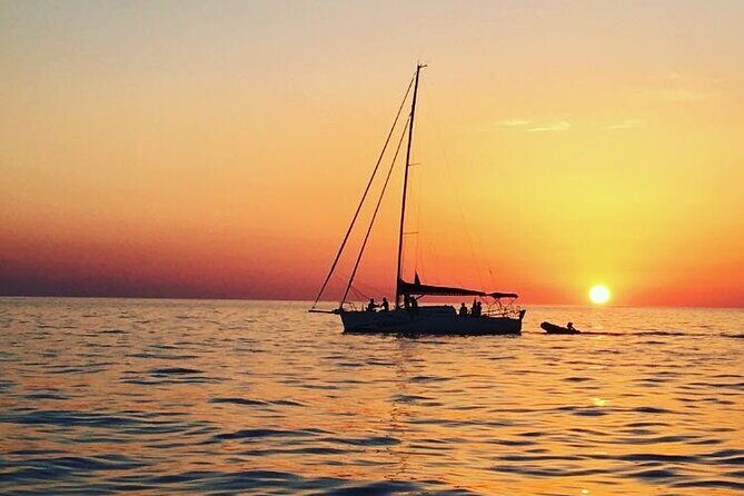Sunset Sailing Tour on the Pakleni Islands - The Itinerary in Detail