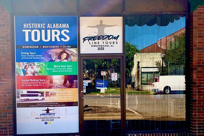 Super City Birmingham Hop On Hop Off Driving App Tour - Who Will Love This Tour?