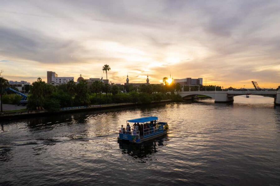 Tampa: 2 hour Paddle Pub River Cruise - FAQ