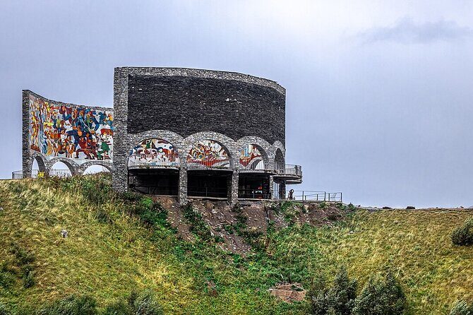 Tbilisi to Kazbegi, Gudauri, and Ananuri Day Tour - Experience and Group Dynamics