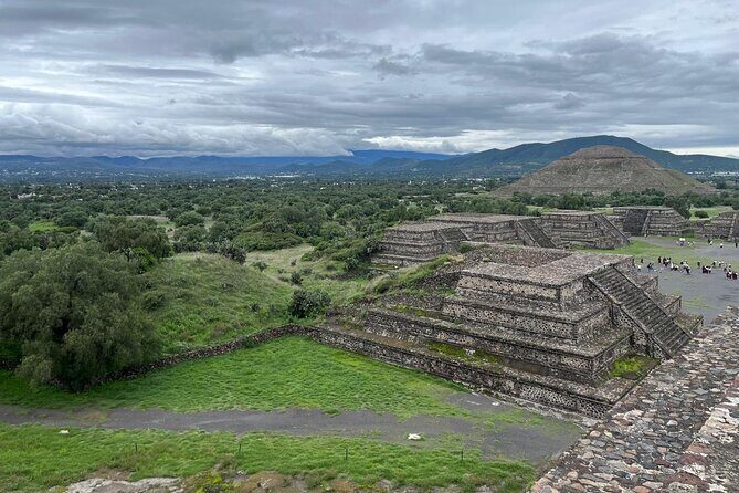 Teotihuacan Pyramids small groups and Basilica of Guadalupe - Practical Details: What to Expect