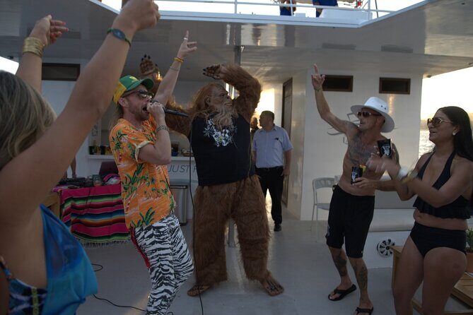 Tequila Boat Tours with Live Entertainment in Cabo - Practical Tips for Participants