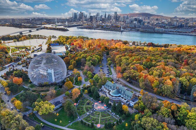 The Ultimate Montreal Boat Tour Fall Colors Apéro Edition - Who Will Love This Tour?