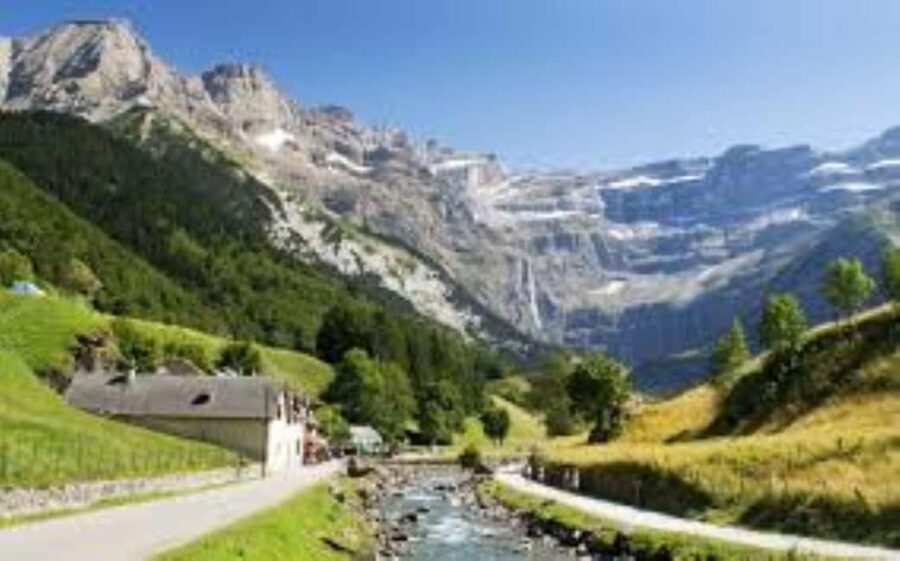 Three Countries in One Day: France, Andorra and Spain - Crossing Borders: Into France at Mont Louis