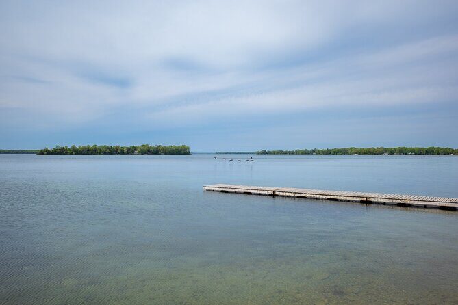 Toronto 4 Day Small Group Tour - Day 3: Montreal, Mont Tremblant, and the Canadian Capital