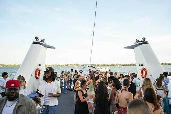 Toronto Premier Dinner Cruise on Odyssey in Toronto Harbour - The Sum Up