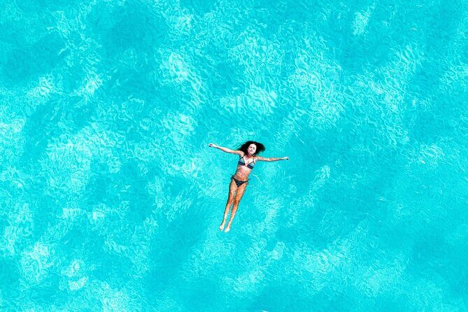 Tour Catamaran Sailing from Cancun to Isla Mujeres - With Open Bar - Analyzing the Value