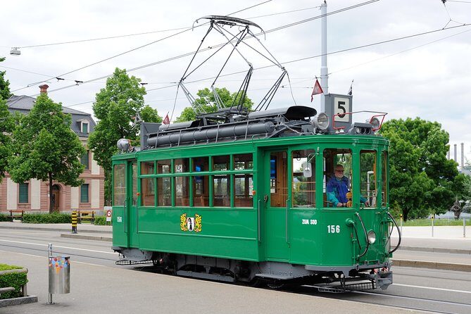 Tour on the vintage tram - A Closer Look at the Route and Stops