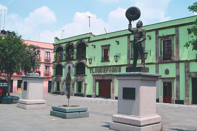 Tour Teotihuacan Pyramid & Basilica of Guadalupe from Mexico City - The Colorful Atmosphere of Plaza Garibaldi and Silver Shops