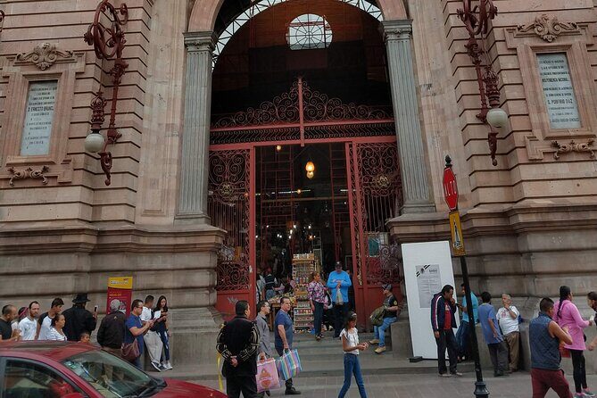 Tour to Guanajuato with Transportation and Guide - Transport and Group Dynamics