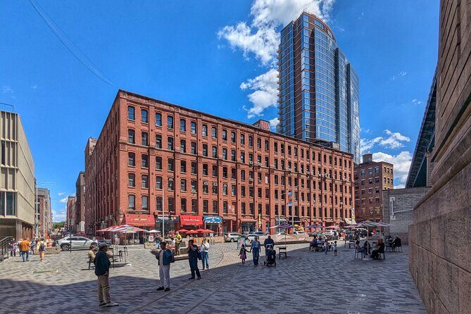 Tours_Brooklyn_Brooklyn Uncovered Iconic Views And Diverse Cultures_D22371 5538650P2 Review - An In-Depth Look at the Brooklyn Tour