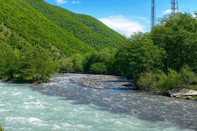 Transfer from airport to Gudauri with 2 stops - Detailed Review of the Transfer from Tbilisi to Gudauri