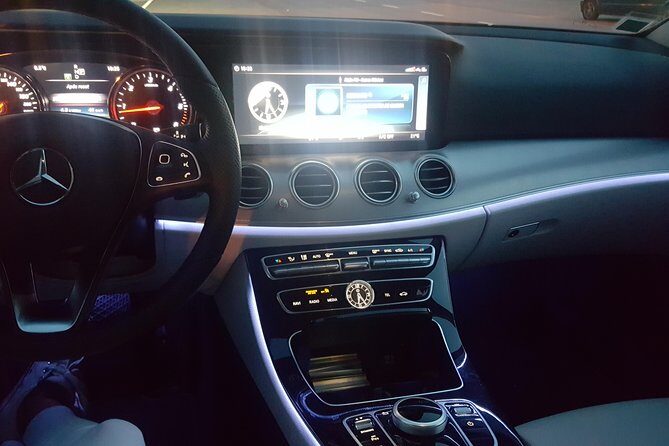 Transfer from Lisbon Airport to Lisbon City Hotels - The Experience in Detail