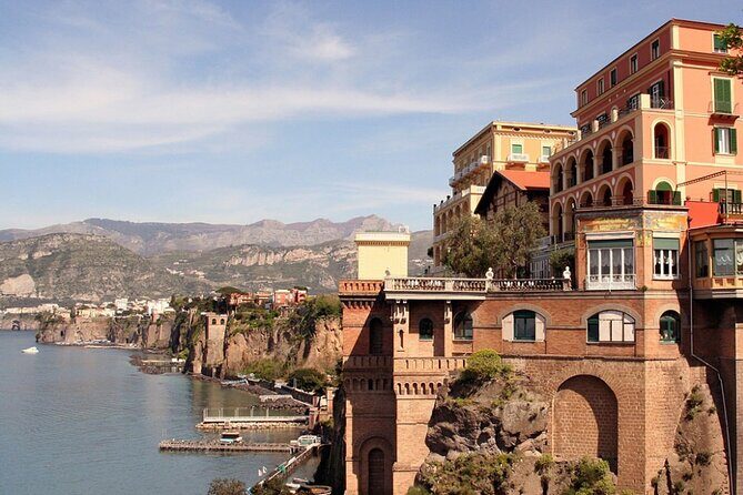 Transfer from Naples to Sorrento or Return with Herculaneum site - The Itinerary in Detail