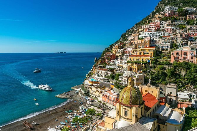 Transfer to Positano with a 2-hour stop in Pompeii - Authenticity and Local Touch