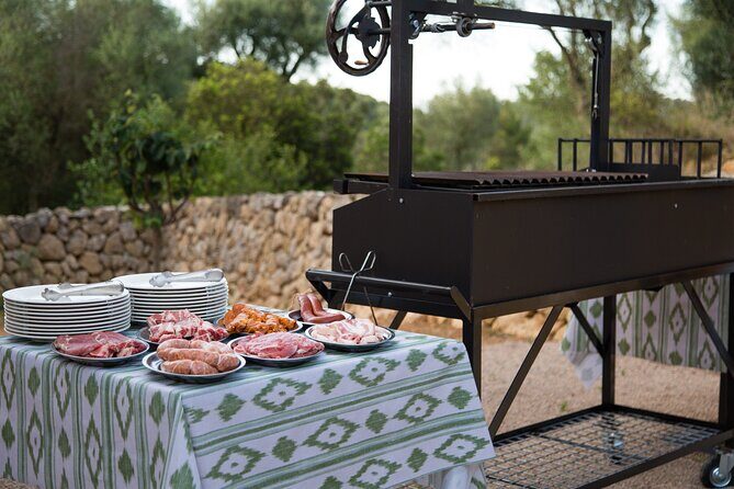 Treurer Mediterranean Barbecue Night - Scenic Landscape and Personal Touch  