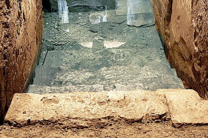 Trevi Fountain Underground Guided Tour Small group - An In-Depth Look at the Tour