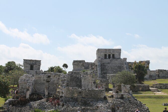 Tulum Ruins Experience with Private Roundtrip Transfer - Detailed Breakdown of the Experience
