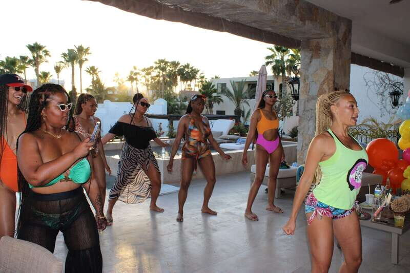 Twerk it out: Class for BACHELORETTE PARTIES in Cabo - The Value of the Experience
