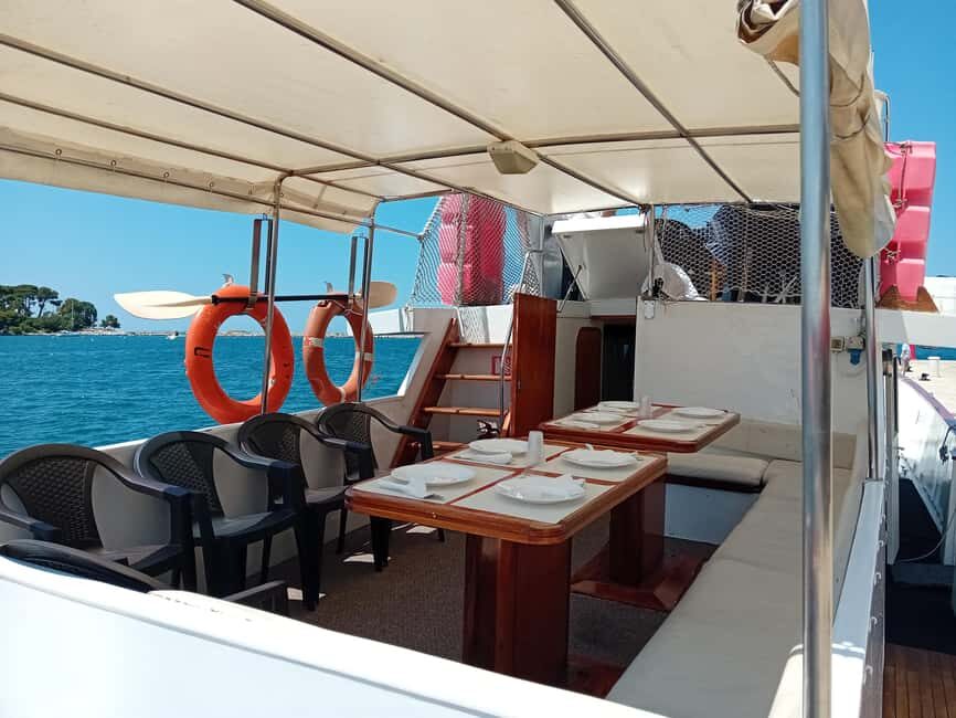 UMAG: Swimming&Panorama / Welcome Drink and Dolphin spotting - A Closer Look at the Experience