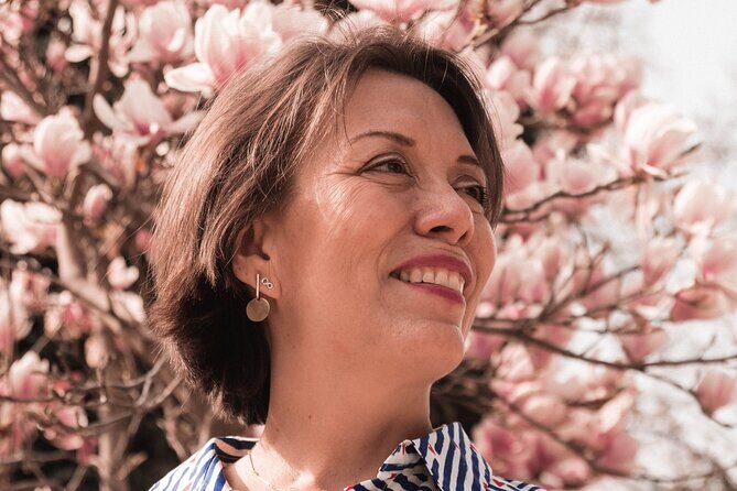 Vacation photographer. Madrid Photo Shoot. Take home more than just a selfie! - The Experience in Detail: What You’re Really Getting