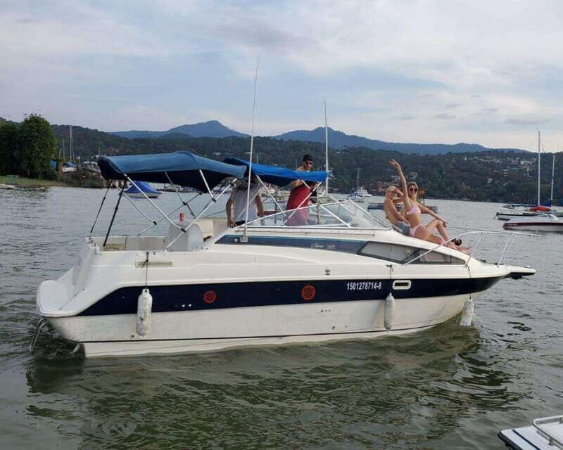 Valle de Bravo: 26 feet Yacht Rental Experience - What You Can Expect During the Tour
