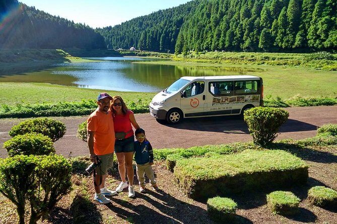 Van Laketour Sete Cidades / Lagoa do Fogo Full Day w/lunch (Shared) - FAQ