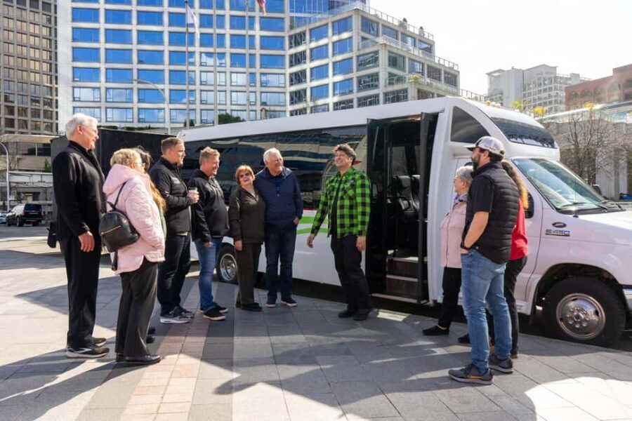 Vancouver: City Highlights & Vancouver Lookout Tour - Who Should Book This Tour?