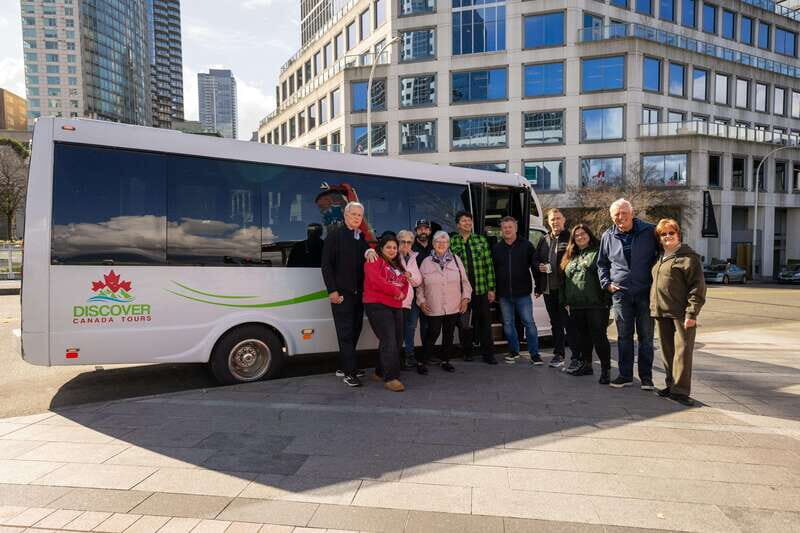 Vancouver: City Sightseeing Bus & Boat Tour - The Zodiac Boat Ride: A Water-Based Treasure