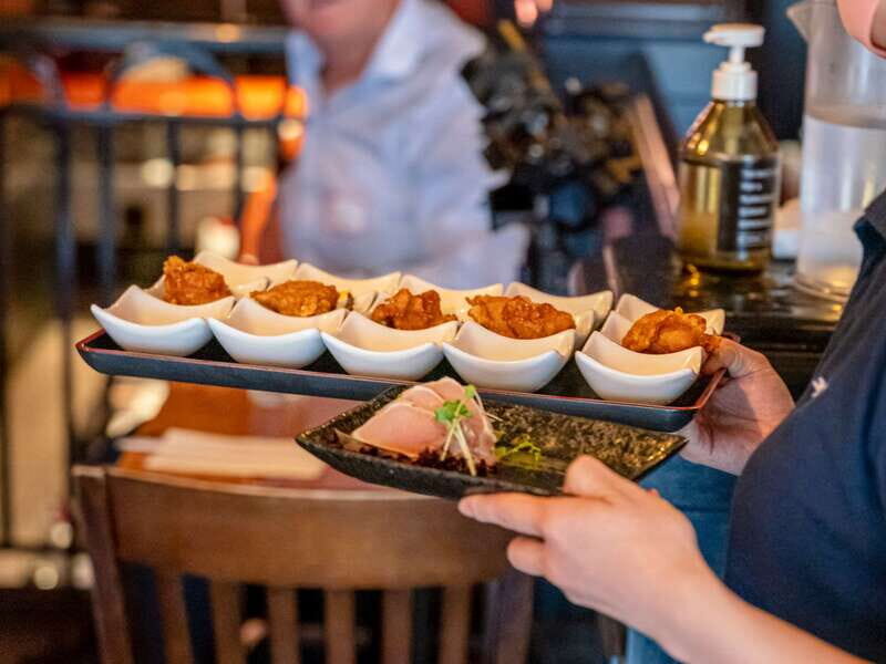 Vancouver: Gastown Historical Walking Food Tour - Why This Tour Works