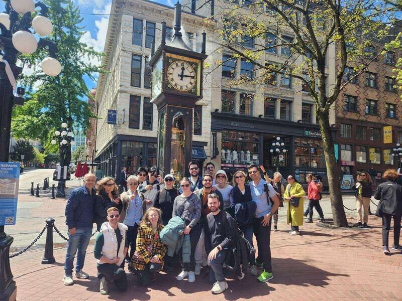 Vancouver: Private Walking Tour of City Highlights | 3-Hour - What Makes This Tour Stand Out?