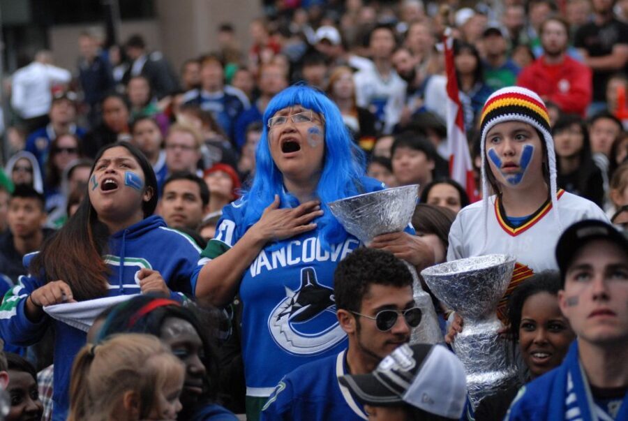 Vancouver: Vancouver Canucks Ice Hockey Game Ticket - What To Expect During the Game