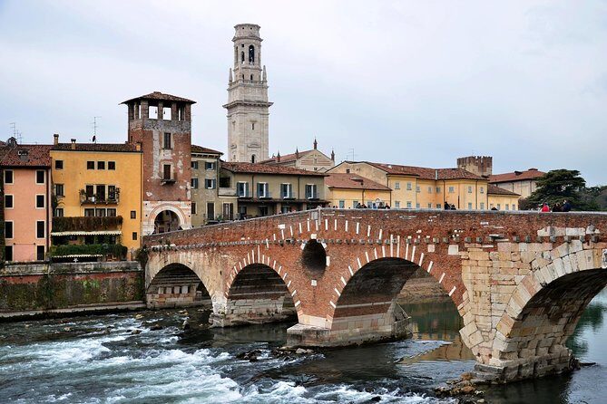 Verona : City Center Walking Tour with expert Local Guide - Analyzing the Value
