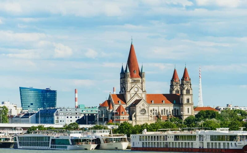 Vienna: EasyCityPass | City Card | Bus Metro Tram | Savings - The Transport: Freedom to Explore