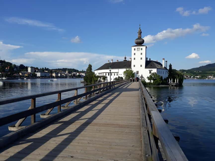 Vienna: Melk, Hallstatt, Salzburg and Mountains Lakes Tour - What Makes This Tour a Good Deal?