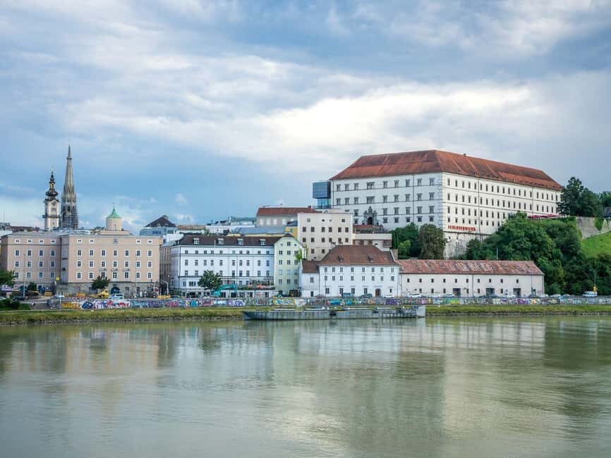 Vienna: Tullns, Melk, & Linz Christmas Market Full-Day Tour - Detailed Breakdown of the Itinerary