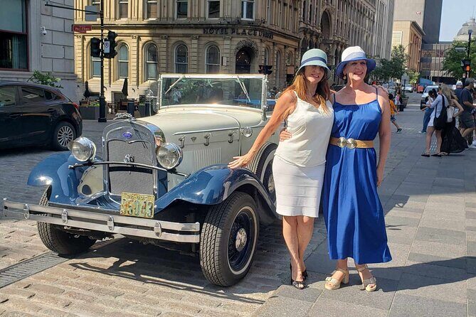 Vintage 1930 convertible! Old Montreal Tour-Private Guide -70 min - Practical Details and Tips