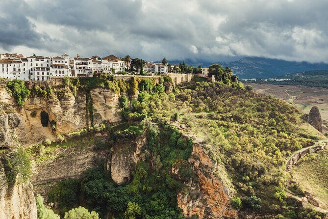 Visit Ronda and Setenil de las Bodegas in one day from Malaga - The Itinerary Breakdown