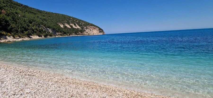 Vlore: Private Boat Tour Sazan Island & Haxhi Ali Cave - Sazan Island: A Brief But Engaging Stop